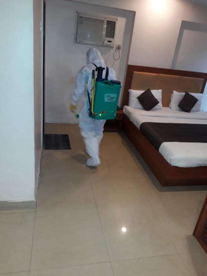 מומביי Lucky Hotel Goregaon מראה חיצוני תמונה