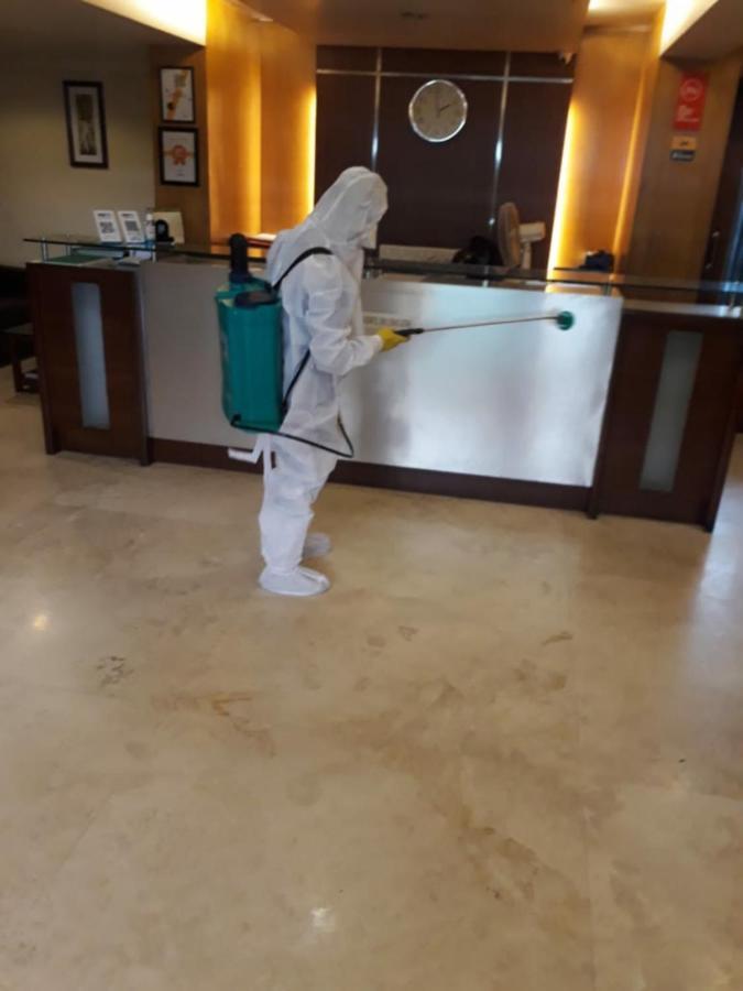 מומביי Lucky Hotel Goregaon מראה חיצוני תמונה
